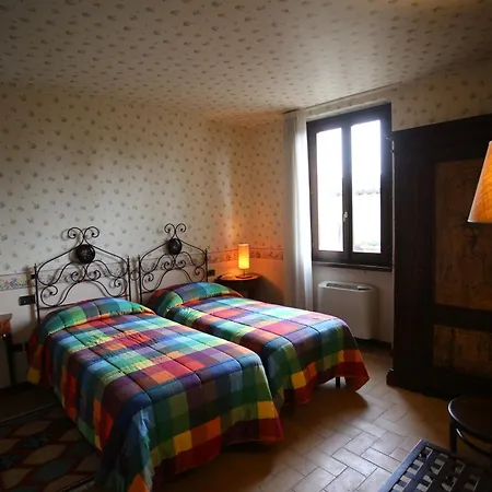 Residenza Isabella Kır Evi
