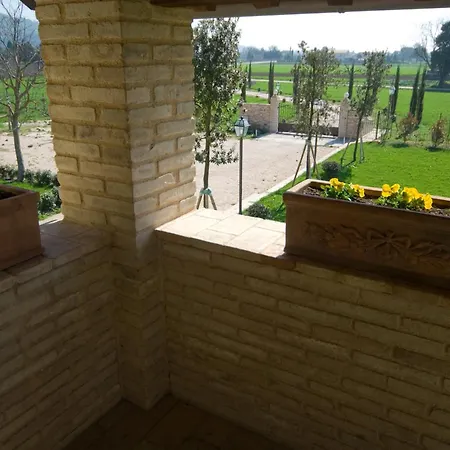 Residenza Isabella Kır Evi *