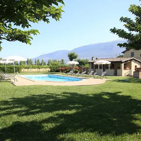 Residenza Isabella Kır Evi *